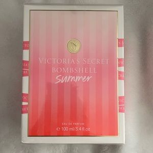💖☀️ NWT Bombshell Summer 3.4fl oz 🎉💖